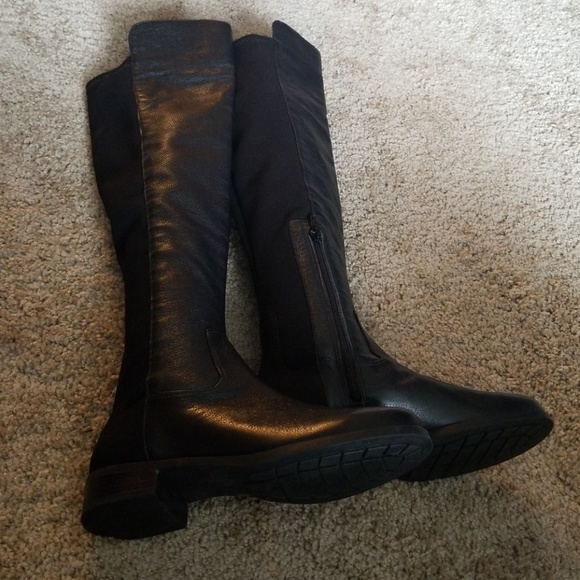Antonio Melani leather knee high boots size 5.5. - Picture 1 of 6